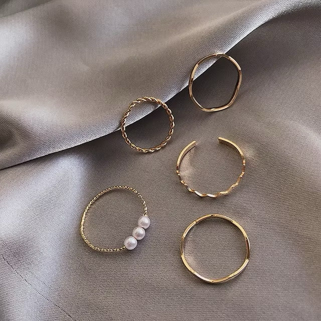 Rings a set 5 pieces