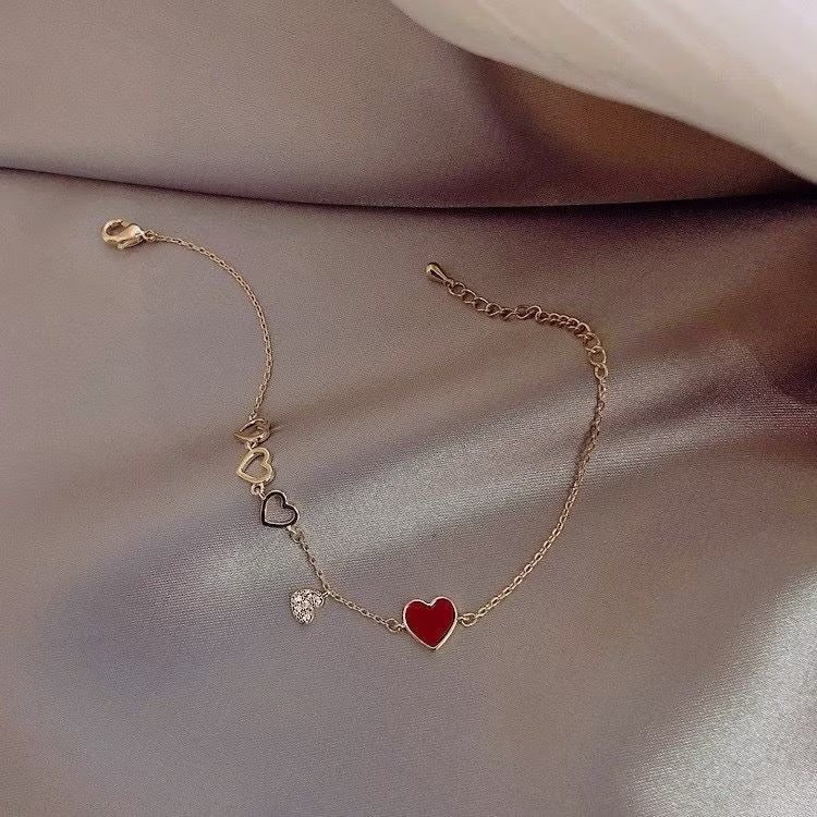 Mini heart bracelet